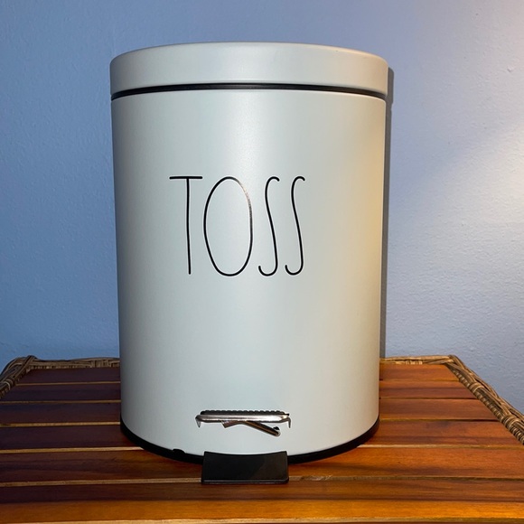 Rae Dunn TOSS trash bin